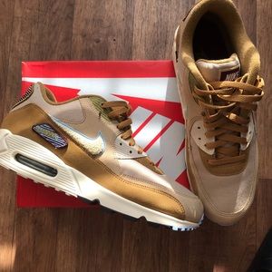 Nike Air Max 90 Premium SE